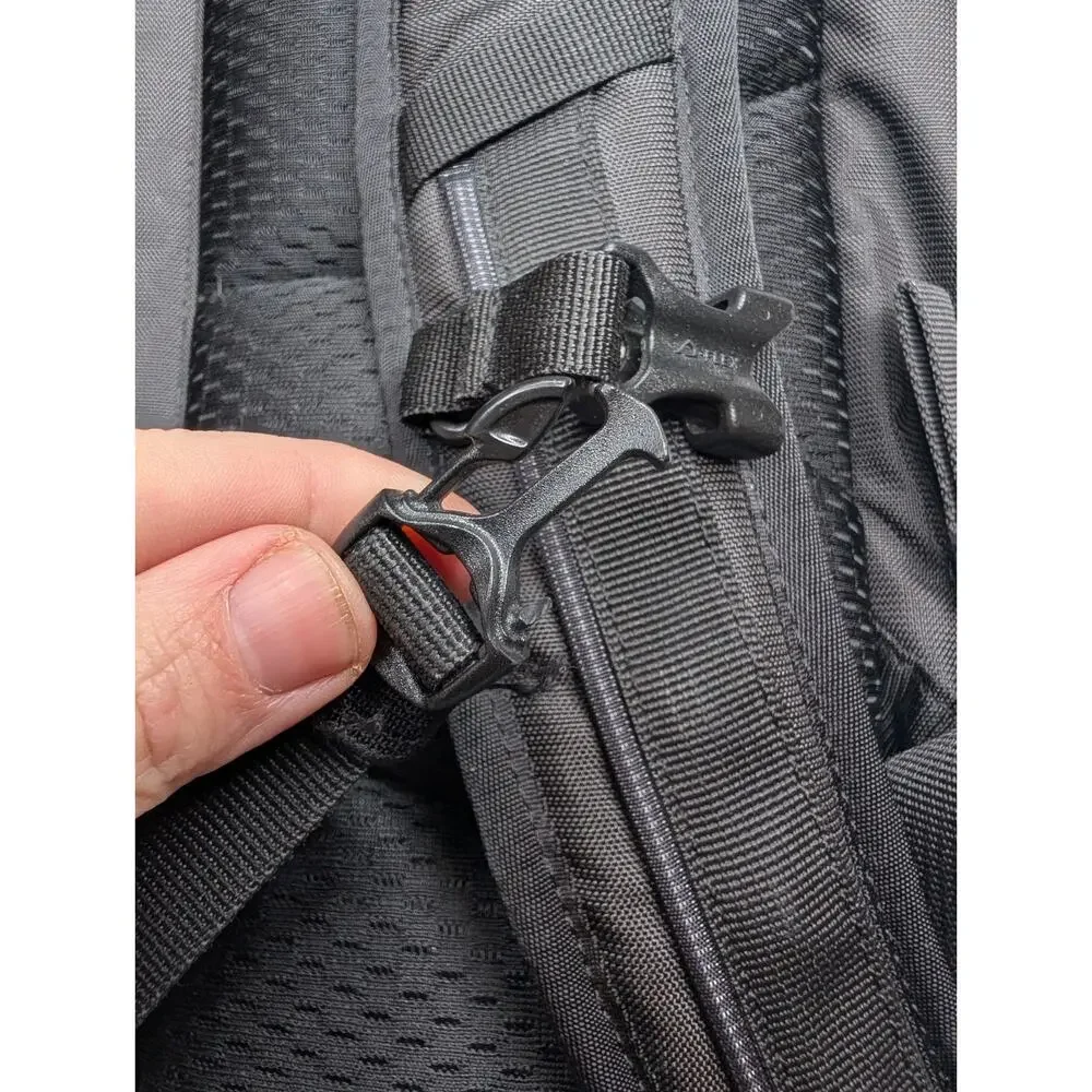 Thule Daypack Backpack Black Laptop Bag
